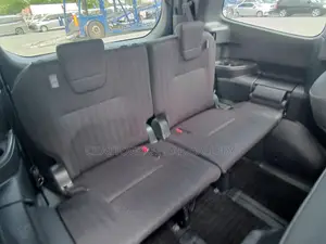 Toyota Voxy 2023
