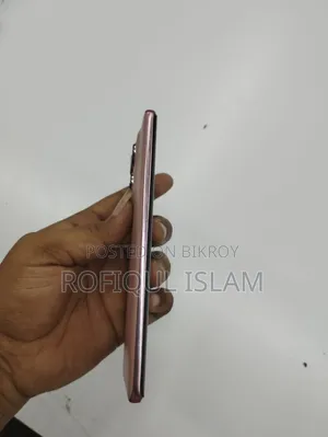 মোটরোহলা এজ ৫০ ফিউশন ২৫৬ জিবি গোলাপি