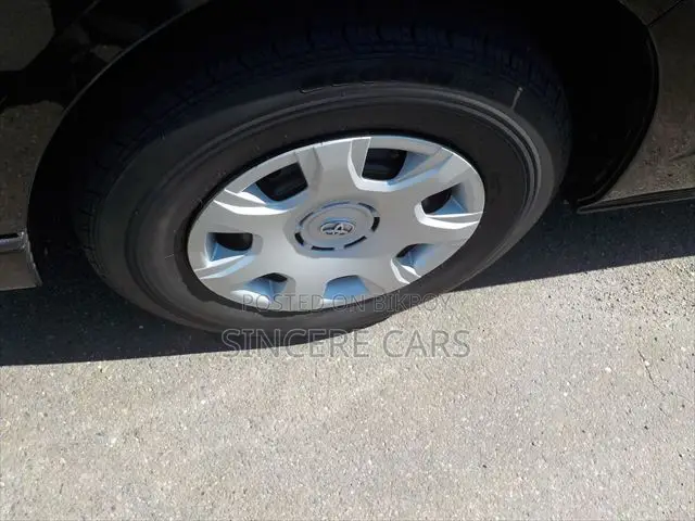 Toyota HiAce 2023 Black