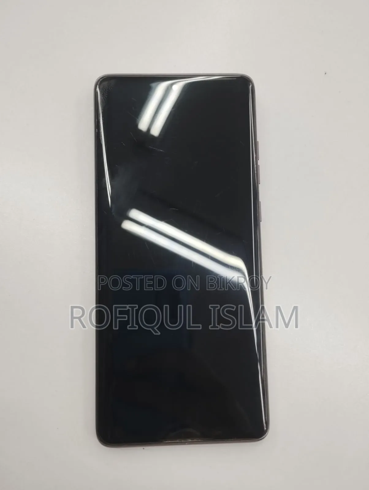 মোটরোহলা এজ ৫০ ফিউশন ২৫৬ জিবি গোলাপি