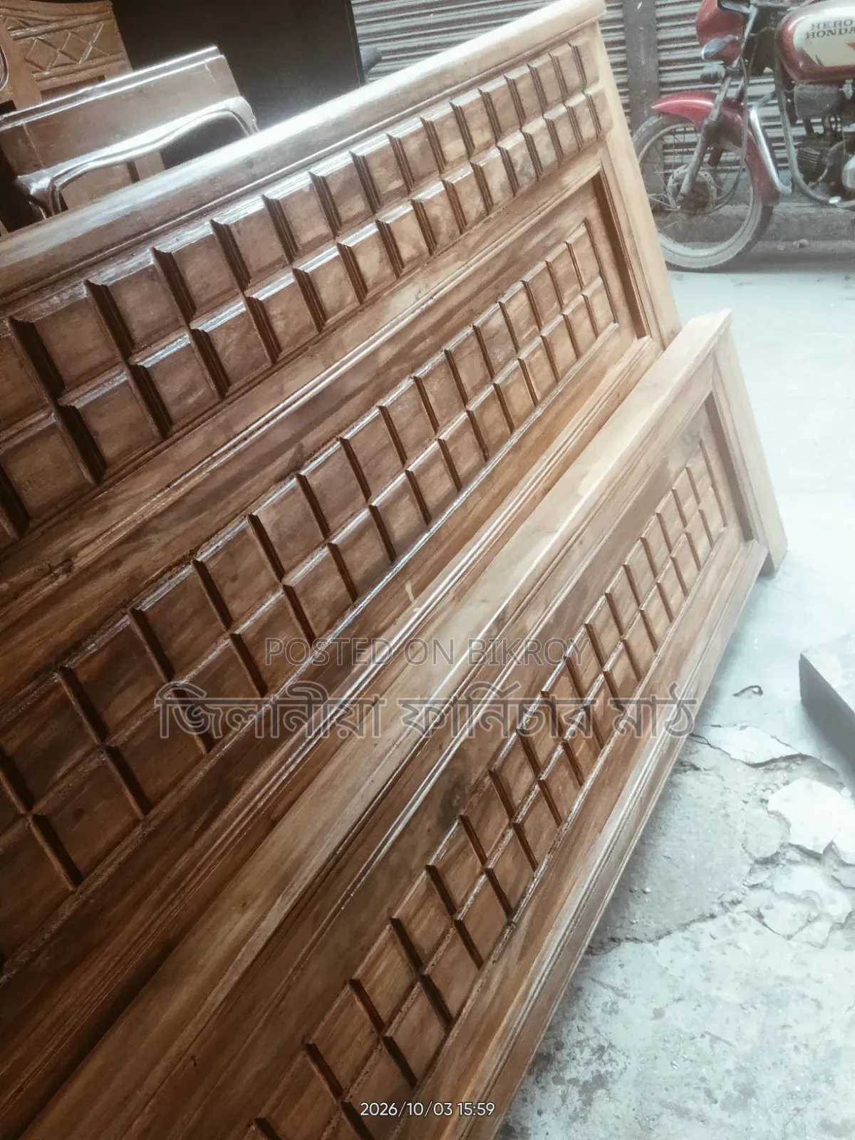 New Palong Semi Box