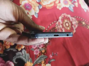 Vivo Y03t 64 GB Blue