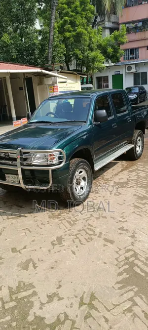 Toyota Hilux 2.5 Cab 2005 Green