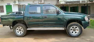 টয়োটা হিলুক্স ২.৫ ক্যাব ২০০৫ সবুজ