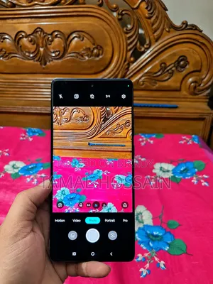 Motorola Moto G85 128 GB Purple