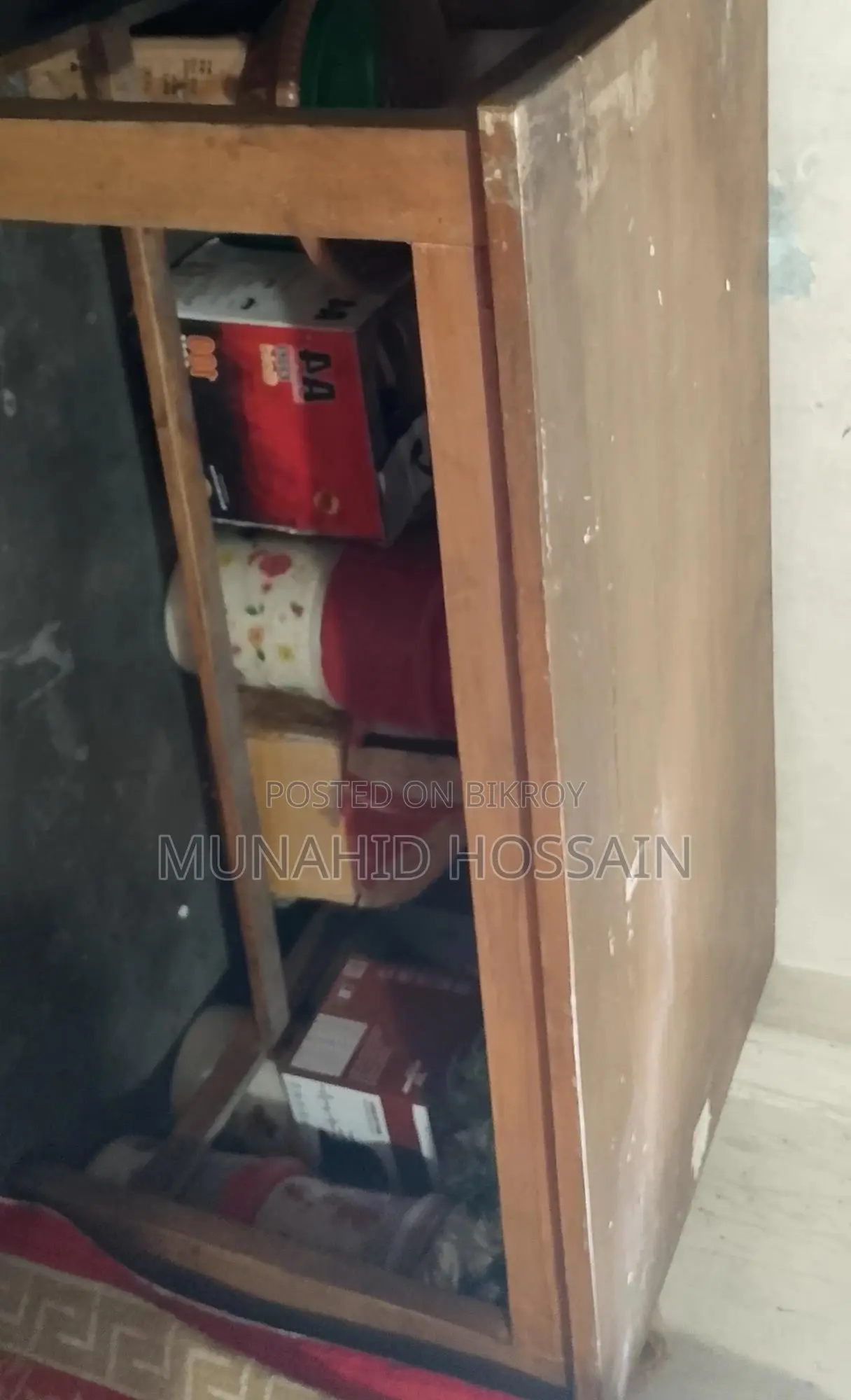 ডিনার টেবিল