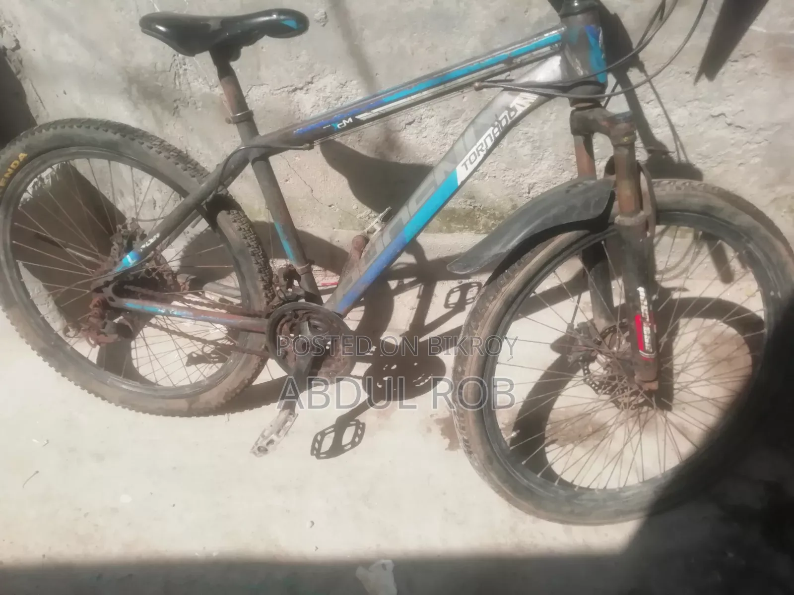 লোহা বডি সাসপেনশন ঝালাই করা