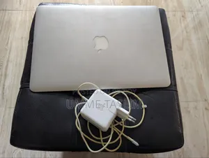 Laptop Apple MacBook Air 2017 8GB Intel Core i5 HDD 128GB
