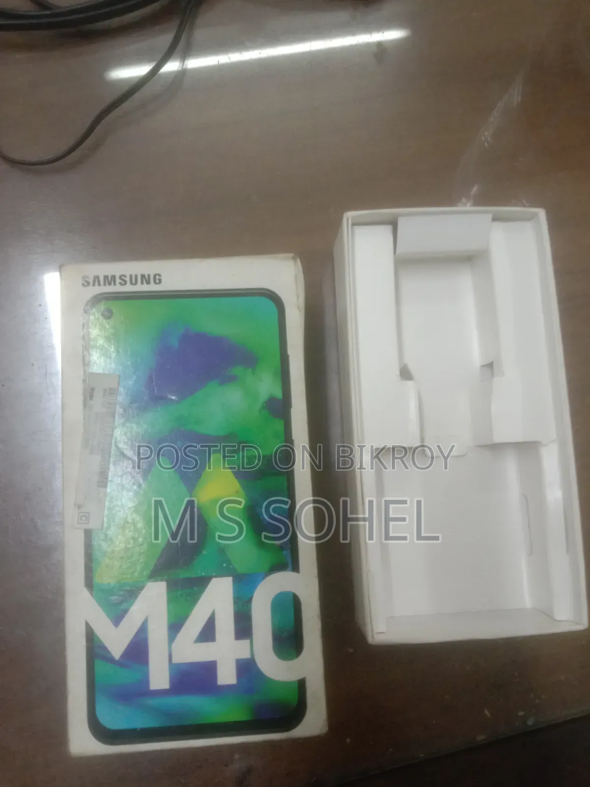স্যামসাং গ্যালাক্সি এম৪০ ১২৮ জিবি