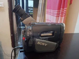 Sony Handycam Vision Hi8 Camera for Sale