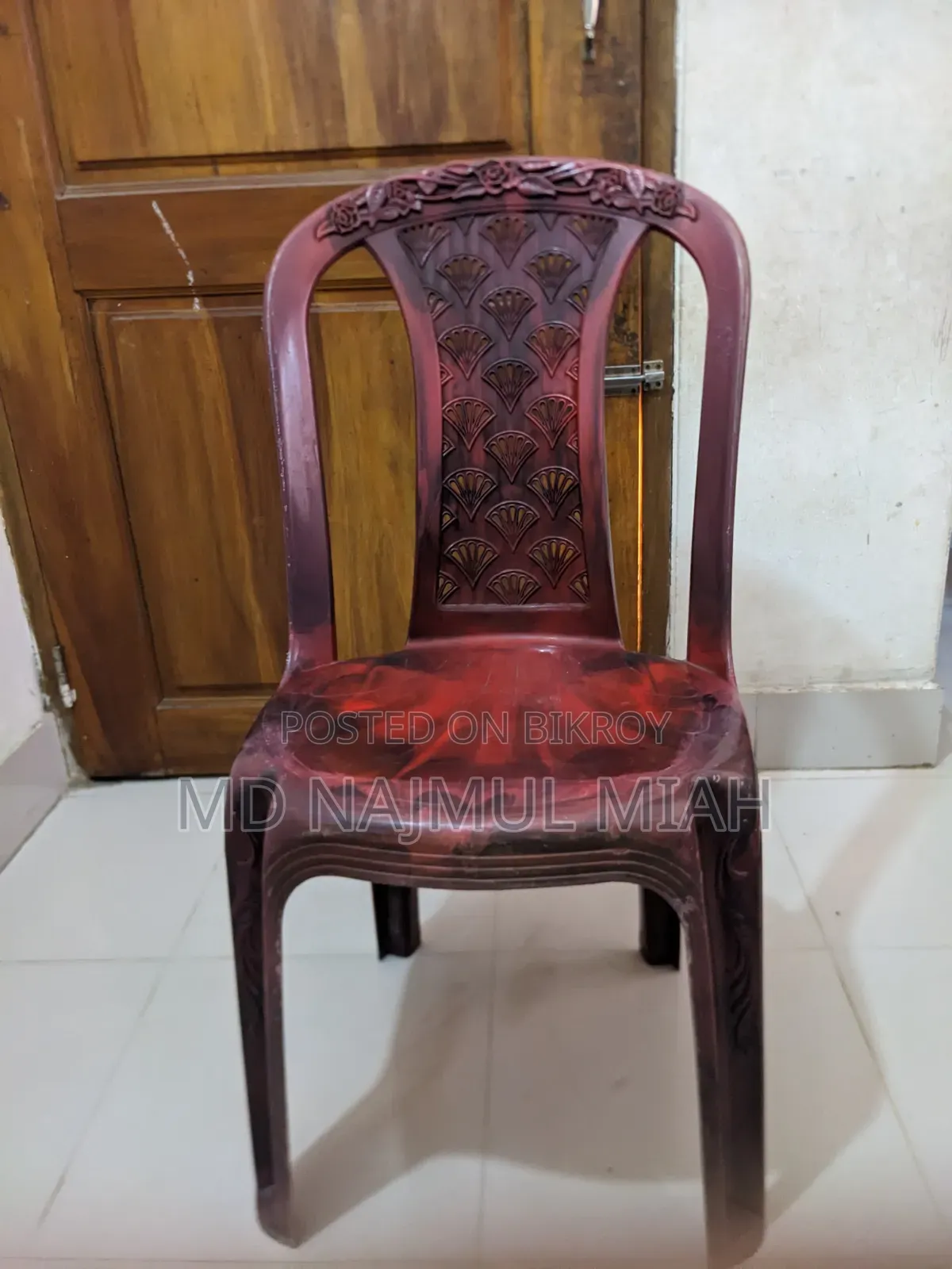 Sitting Chair