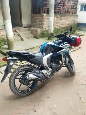 ইয়ামাহা ফেজার ভি২ ২০১৯ ব্ল্যাক