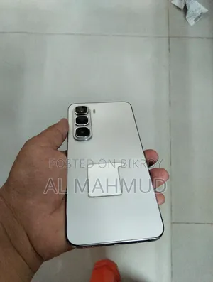 ইনফিনিক্স হট ৬০আই ১২৮ জিবি ব্রোঞ্জ