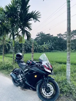 Yamaha R15 V3 2023 Black