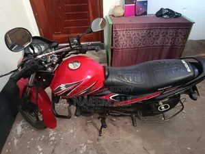 সুজুকি হায়াতে ২০১৮ রেড