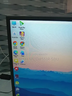 ওয়ালটন ৪৩ ইঞ্চি এলইডি টিভি বিক্রি হবে (ডিসপ্লেতে দাগ আছে)