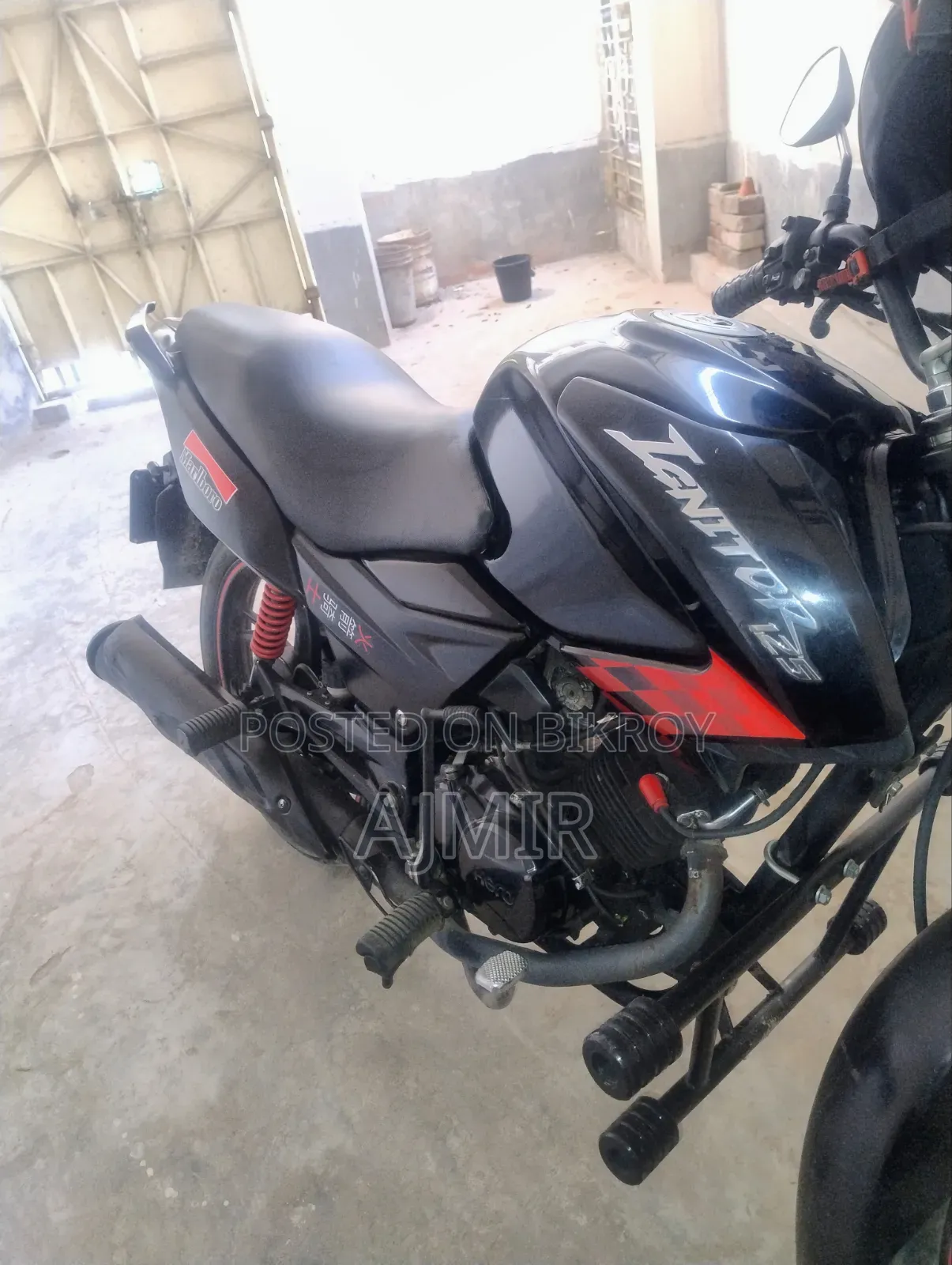 হিরো ইগনিটর ২০২২ কালো
