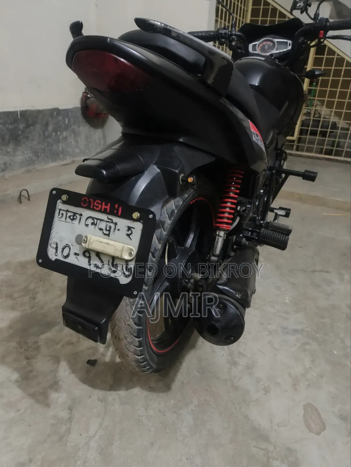 হিরো ইগনিটর ২০২২ কালো