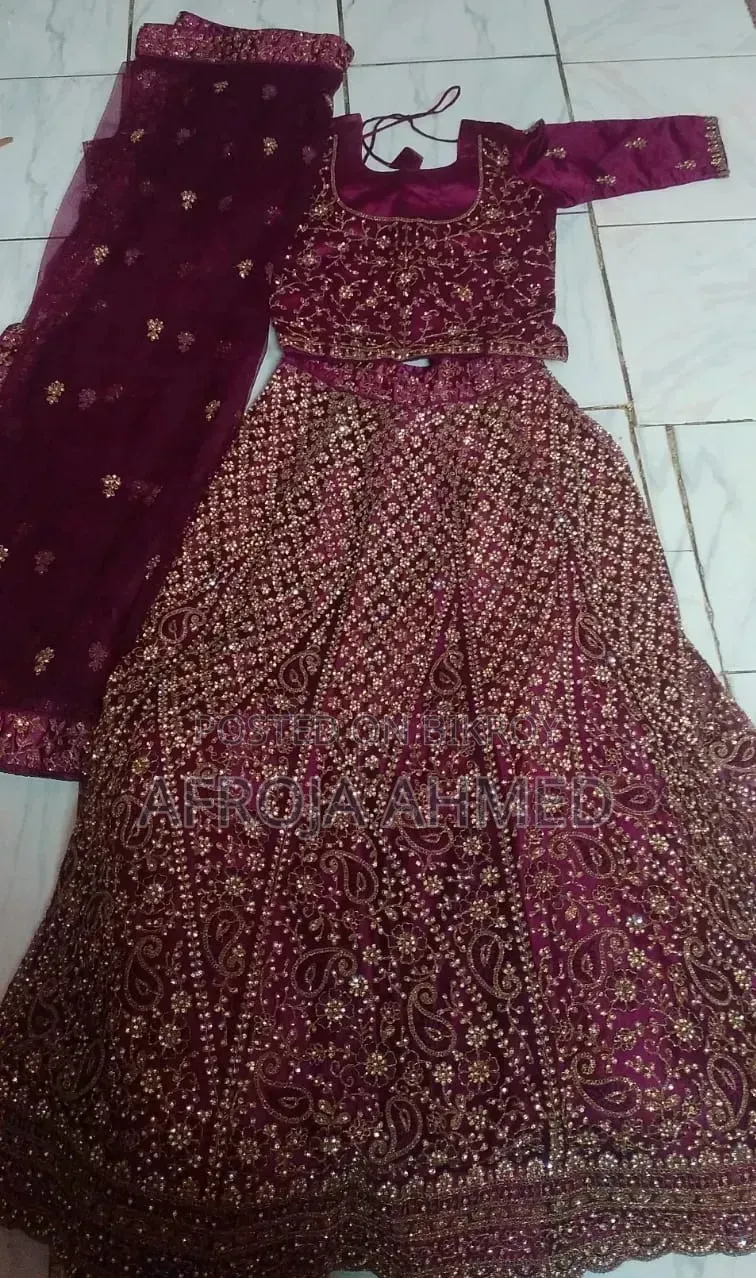 লেহেঙ্গা বিক্রি হবে