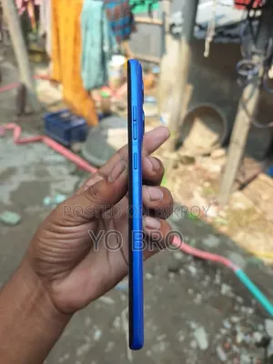 মোটরসাইকেল মোটো জি৮৫ ১২৮ জিবি নীল