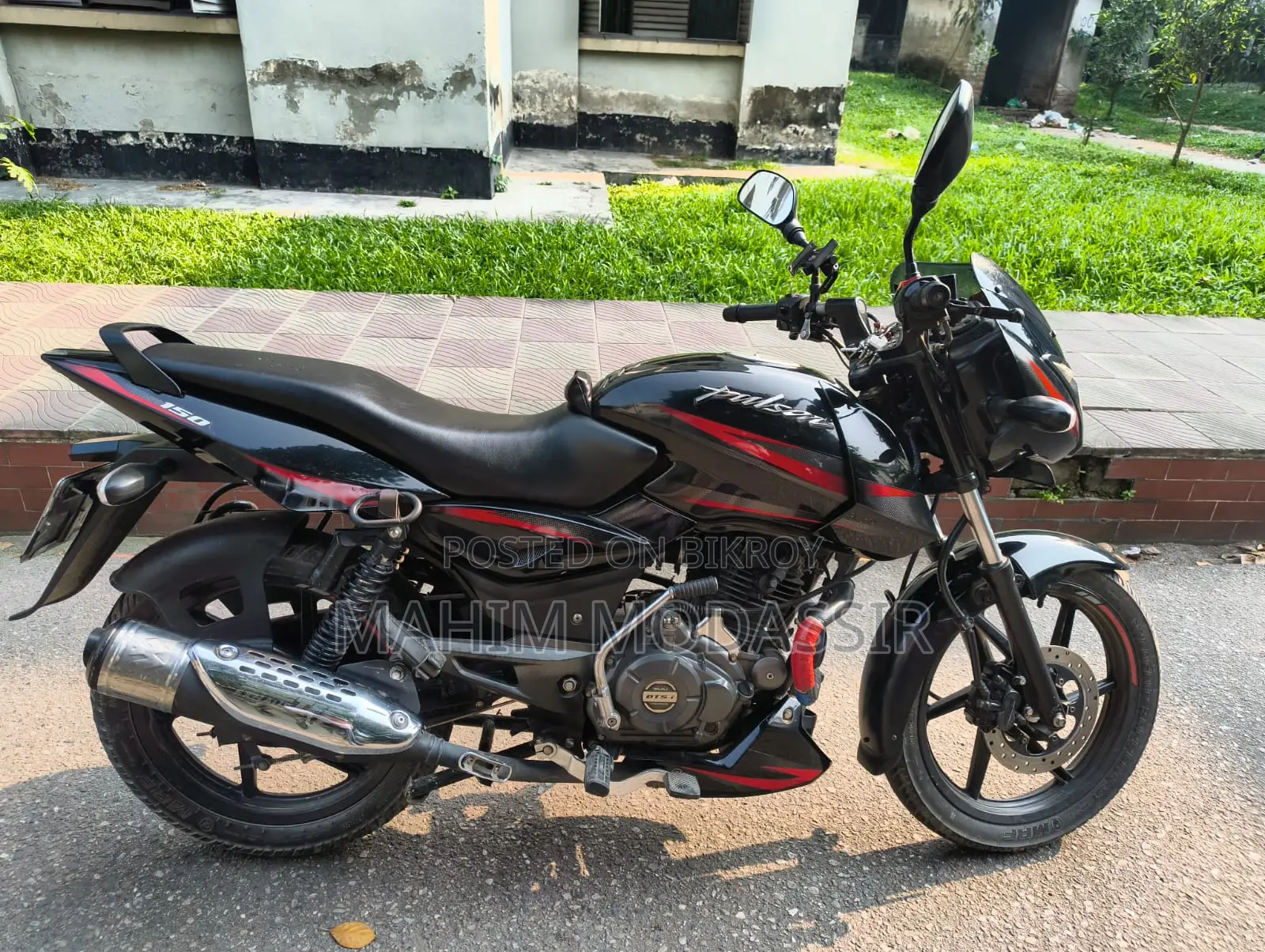 বাজাজ পালসার ১৫০ ২০২১ ব্ল্যাক