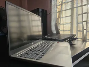 Laptop HP 15 8GB AMD Ryzen 5 SSD 512GB