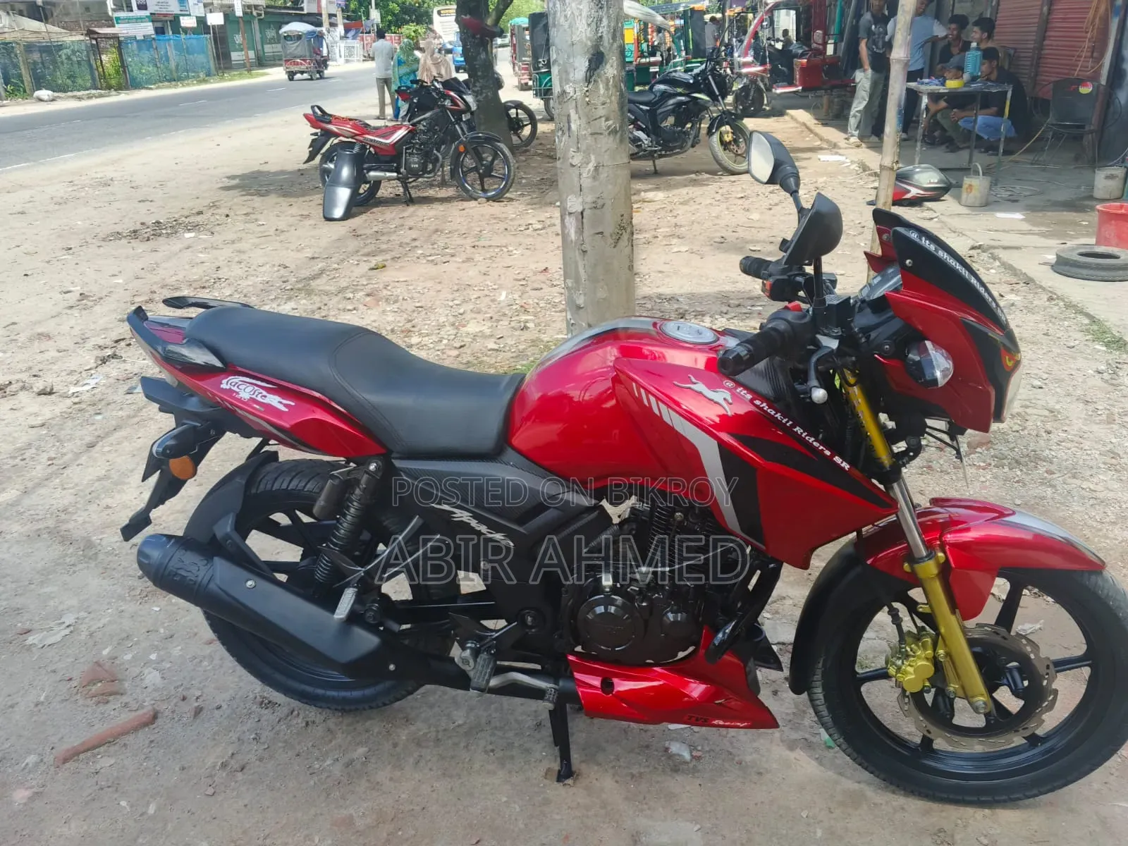 TVS Apache 180 RTR 2021 Red