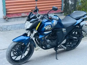 ইয়ামাহা এফজেডএস ভি২ ২০২১ ব্লু