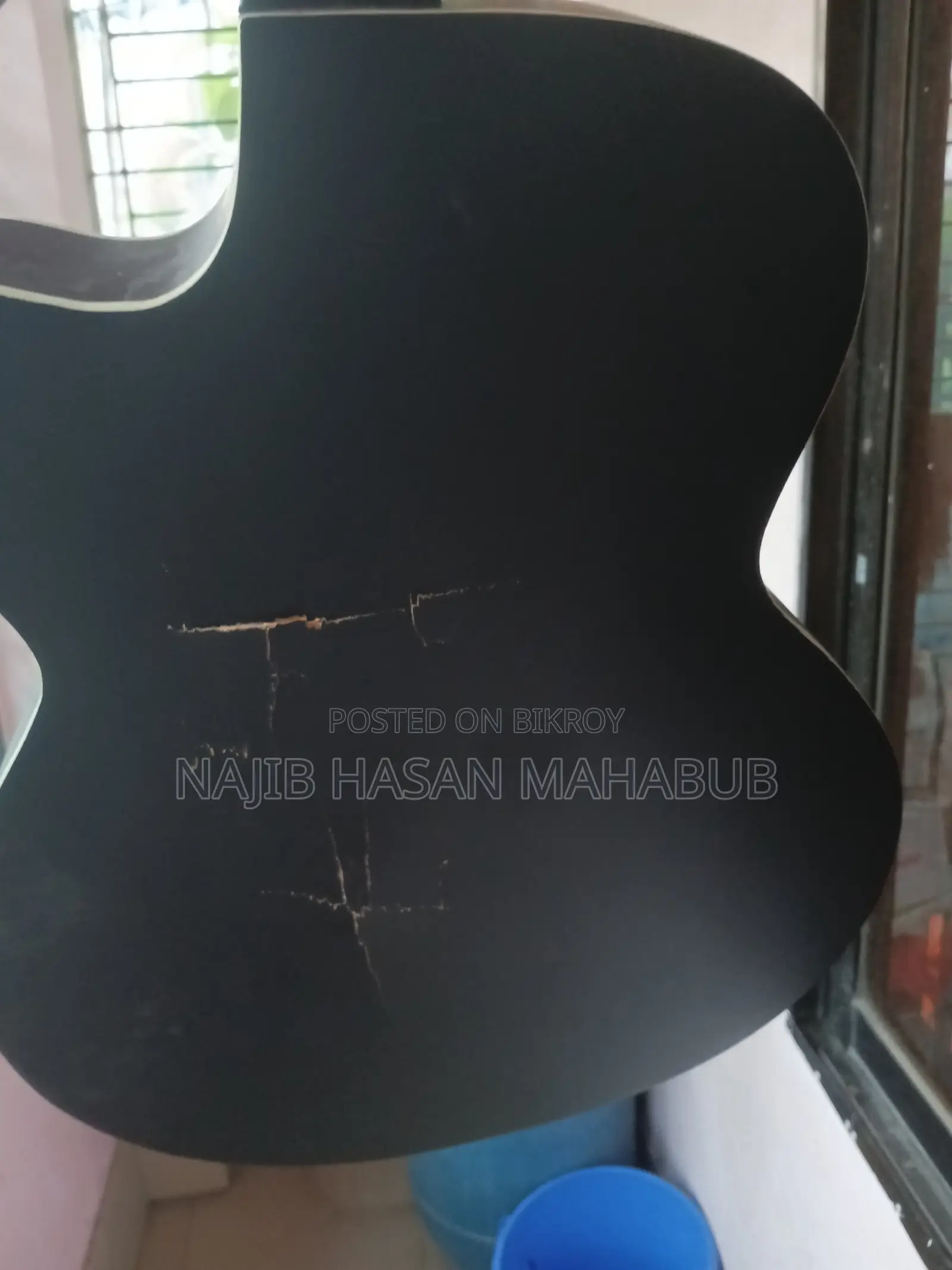 সিগনেচার ২৬৫ গিটার। জরুরি ভিত্তিতে গিটার বিক্রি | মেরামত/পার্টসে