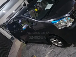 Toyota Noah 2.0 143hp FWD (7 Seater) 2012 Gray