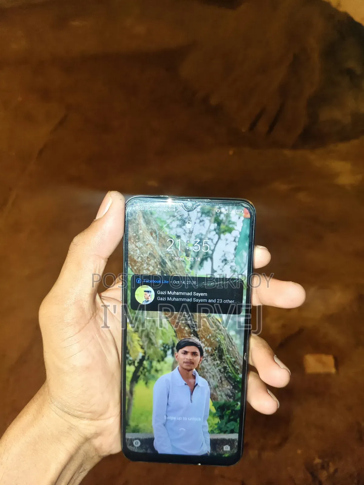 রিয়েলমি V11s 5G ১২৮ জিবি ব্ল্যাক