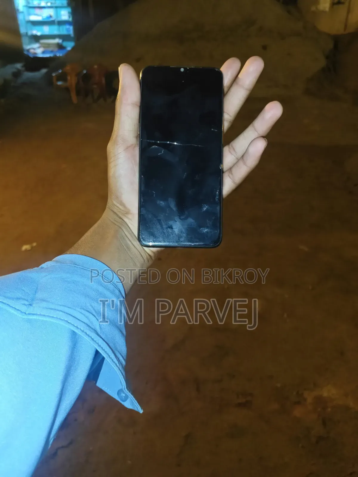 রিয়েলমি V11s 5G ১২৮ জিবি ব্ল্যাক