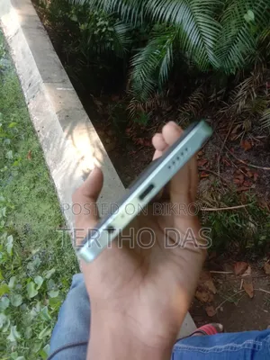 ভিভো ওয়াই২৭ ১২৮ জিবি