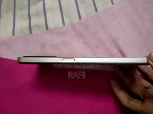 Oppo A77 128 GB হলুদ