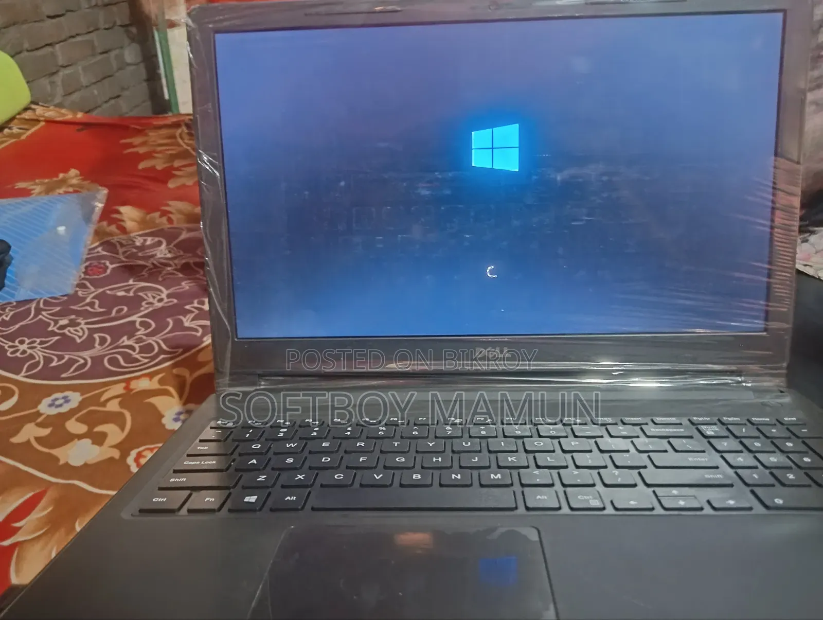 Laptop Dell Inspiron 15 3567 4GB Intel Core i3 HDD+SSD 500GB