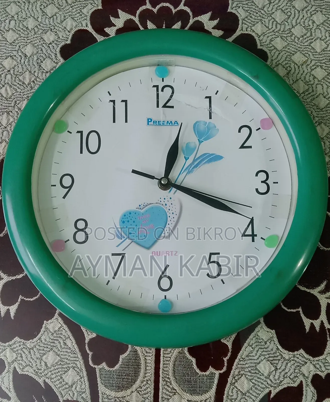 দেয়াল ঘড়ি