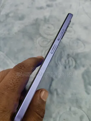 Vivo Y17 128 GB Purple