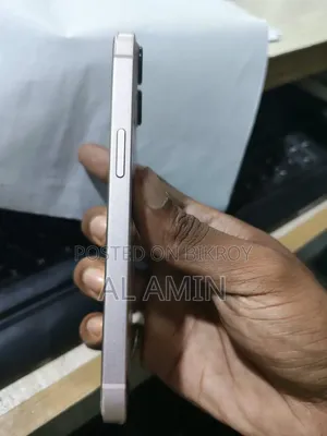 অ্যাপল আইফোন ১৩ ২৫৬ জিবি হোয়াইট