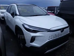 Toyota Corolla Cross 2025 Pearl