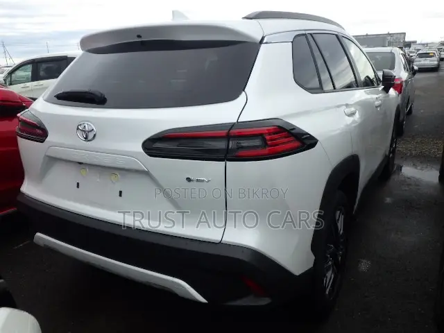 Toyota Corolla Cross 2025 Pearl