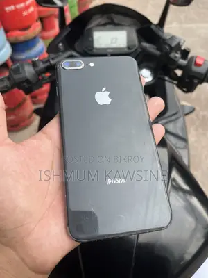 Apple iPhone 8 Plus 64 GB Black