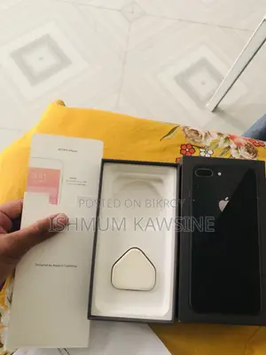 Apple iPhone 8 Plus 64 GB Black