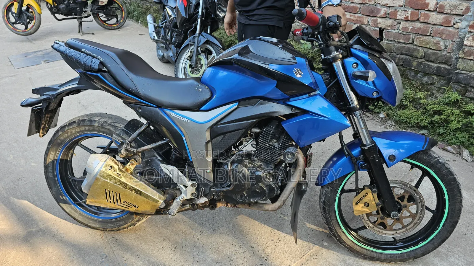 সুজুকি জিক্সার ২০২০ ব্লু