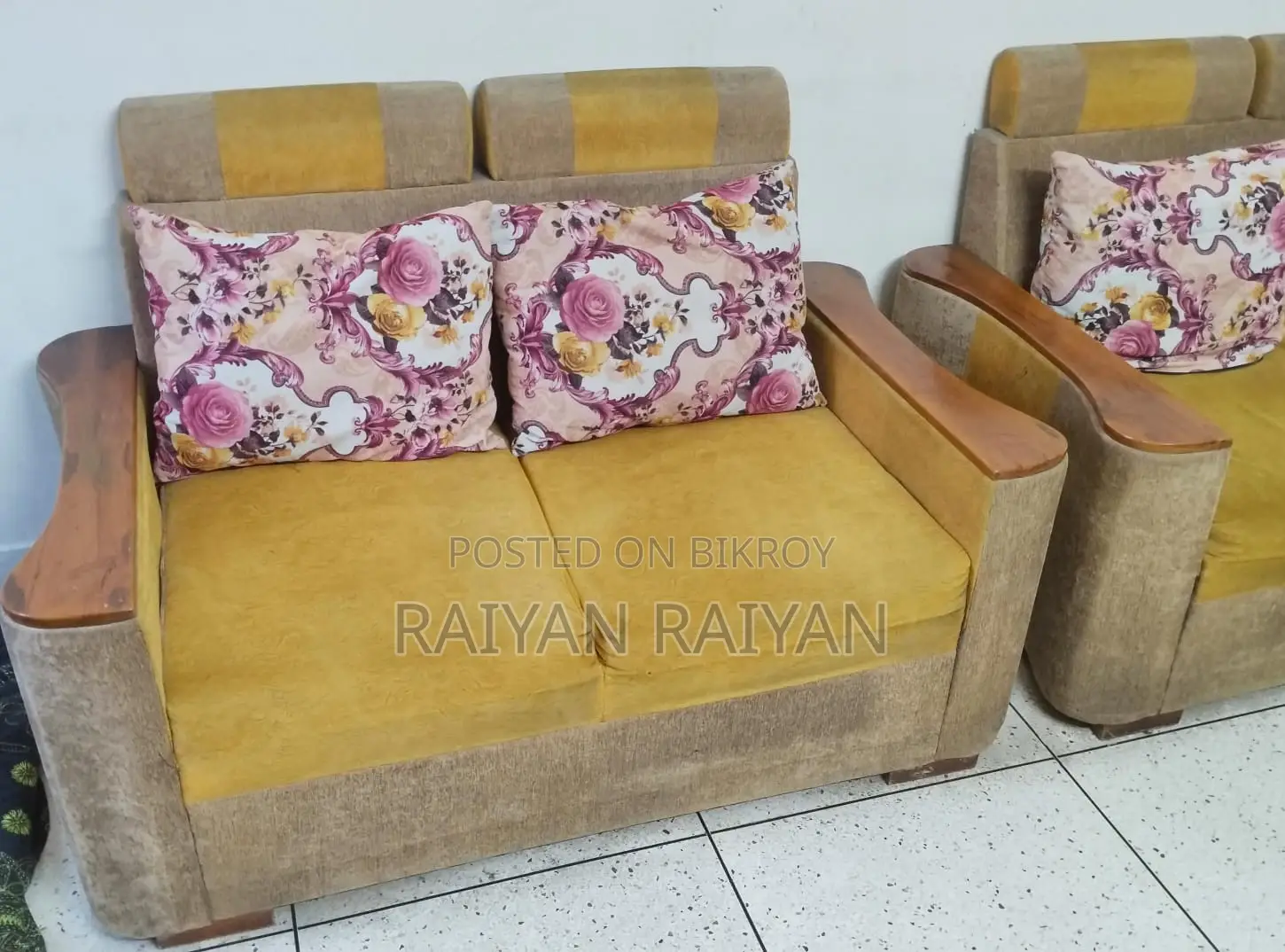 5 Seater Fabric Sofa Set (2+2+1)