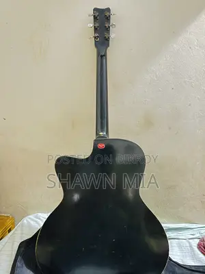 Acoustic Gibson Guitar