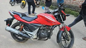 হিরো এক্সট্রিম ১২৫আর ২০২১ রেড