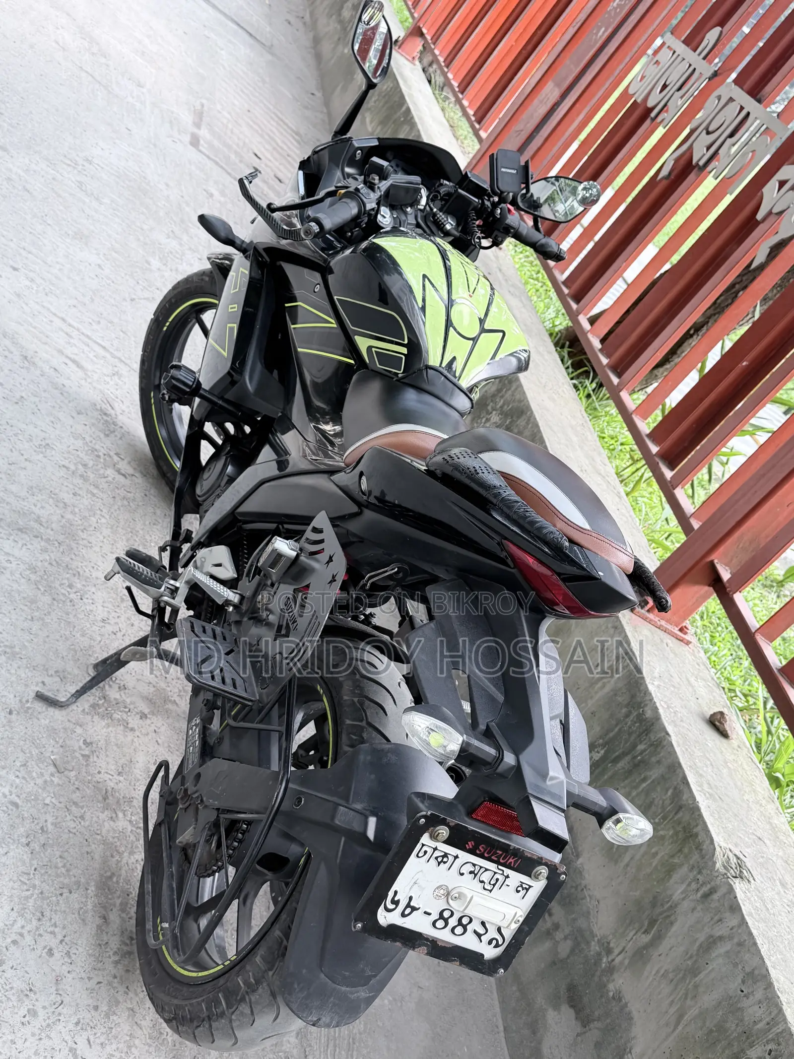 নতুন সুজুকি জিক্সার এসএফ ২০২৫ ব্ল্যাক