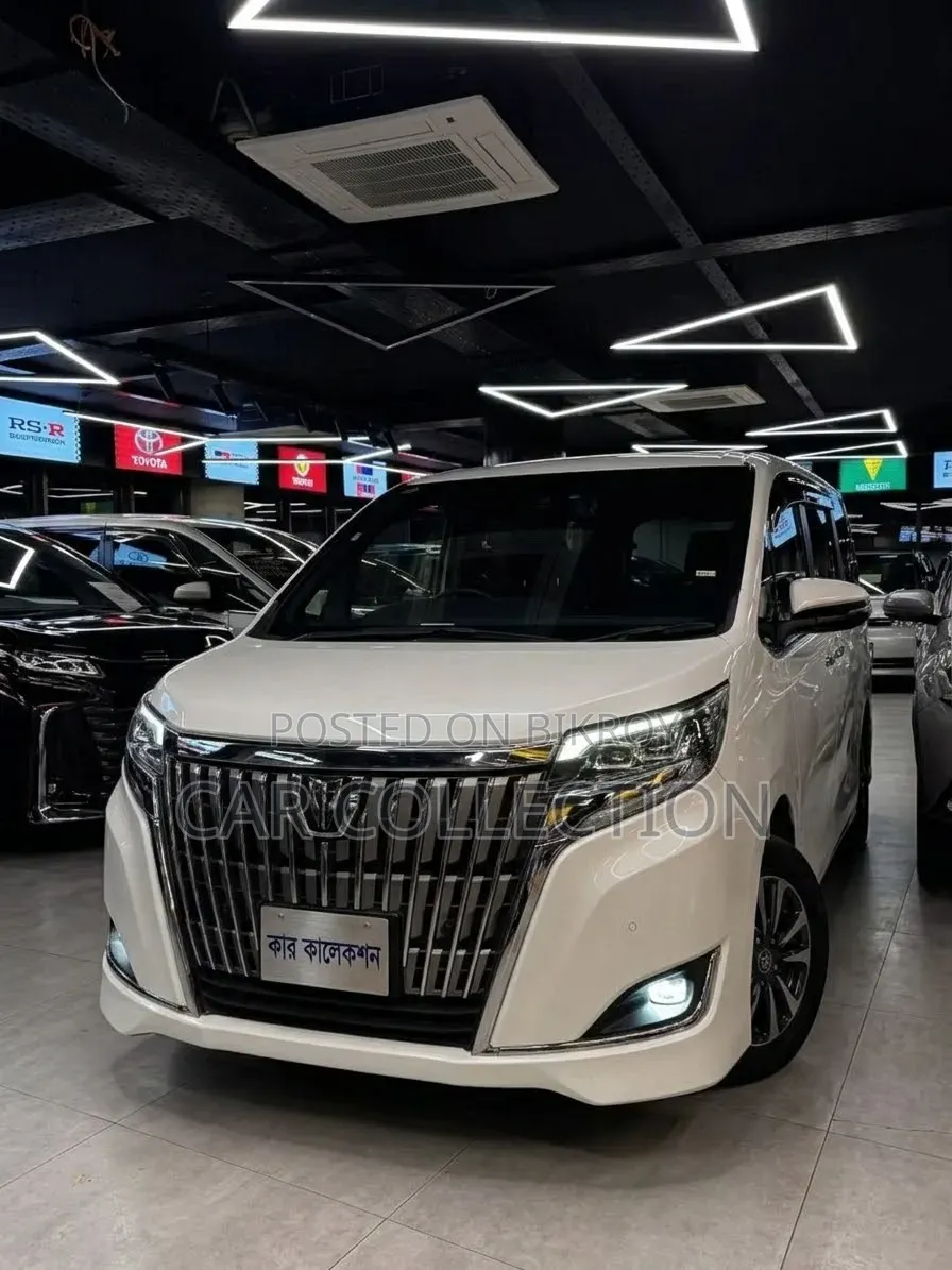 Toyota Esquire 1.8 Front-Wheel Drive Hybrid (7 Seater) 2021 Pearl