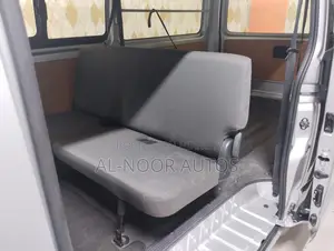 Toyota HiAce 2021 Silver
