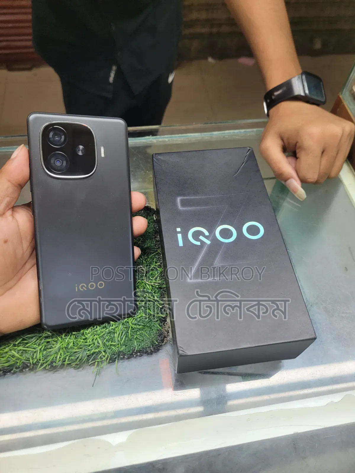 আইকিউওও জেড৯ টার্বো ২৫৬ জিবি কালো
